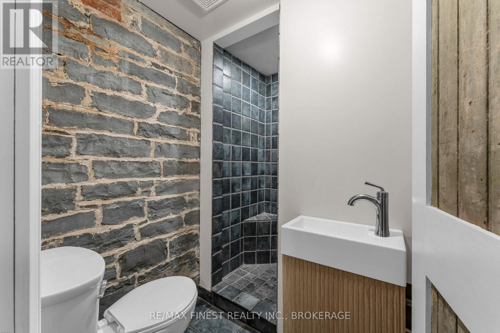 4247 Henderson Road, Frontenac, Ontario  K0H 1V0 - Photo 23 - X13693366