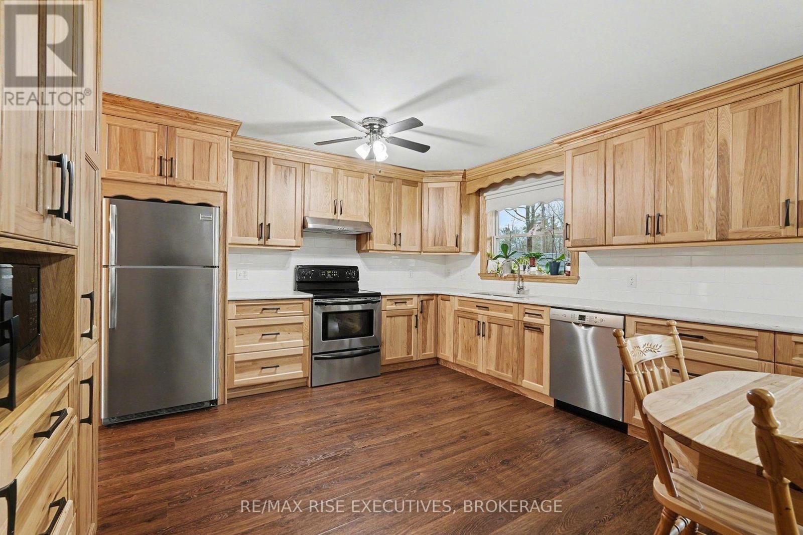 715 Hanna Road, Tay Valley, Ontario  K0H 2B0 - Photo 11 - X13693414