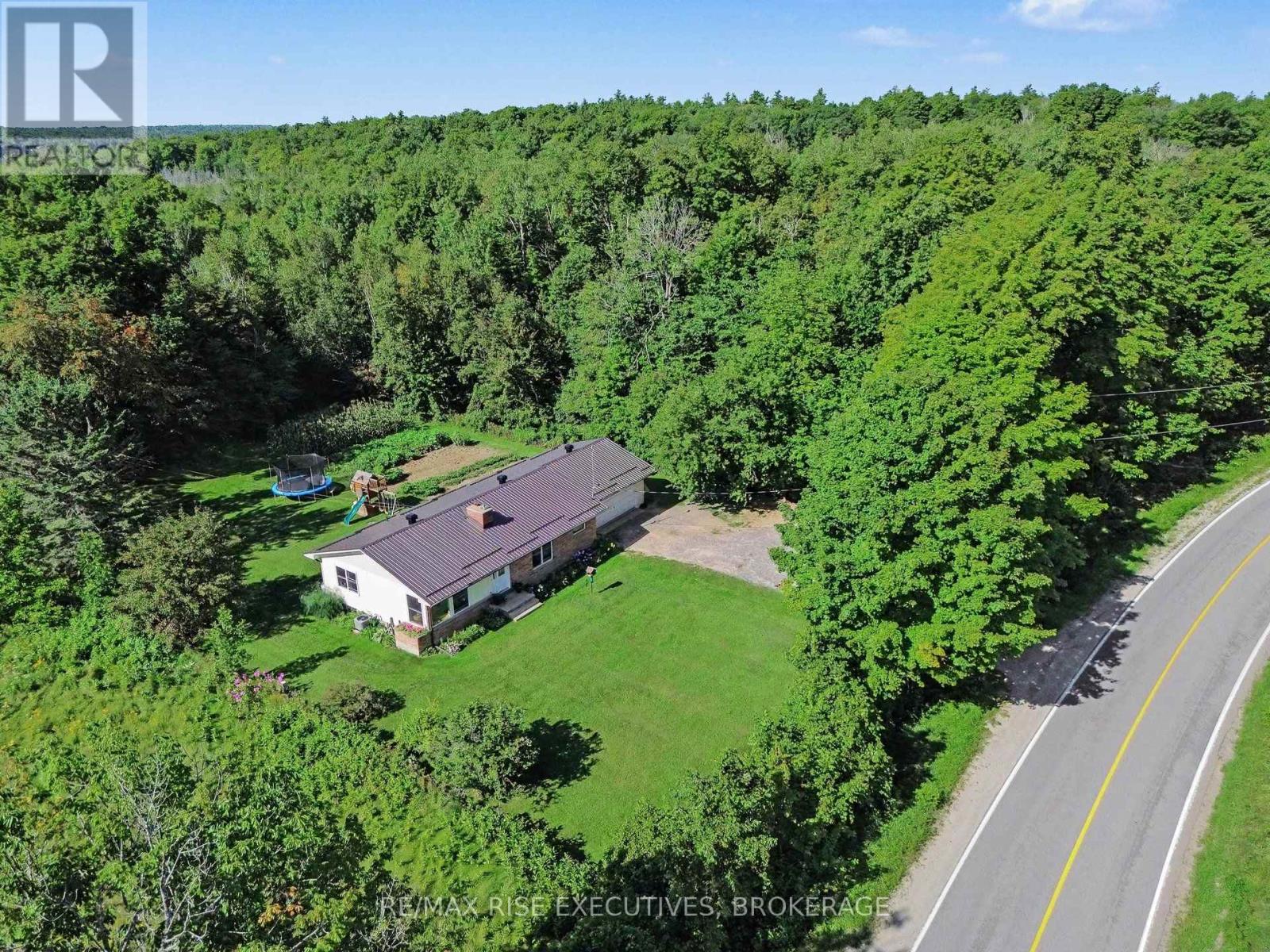 715 Hanna Road, Tay Valley, Ontario  K0H 2B0 - Photo 25 - X13693414