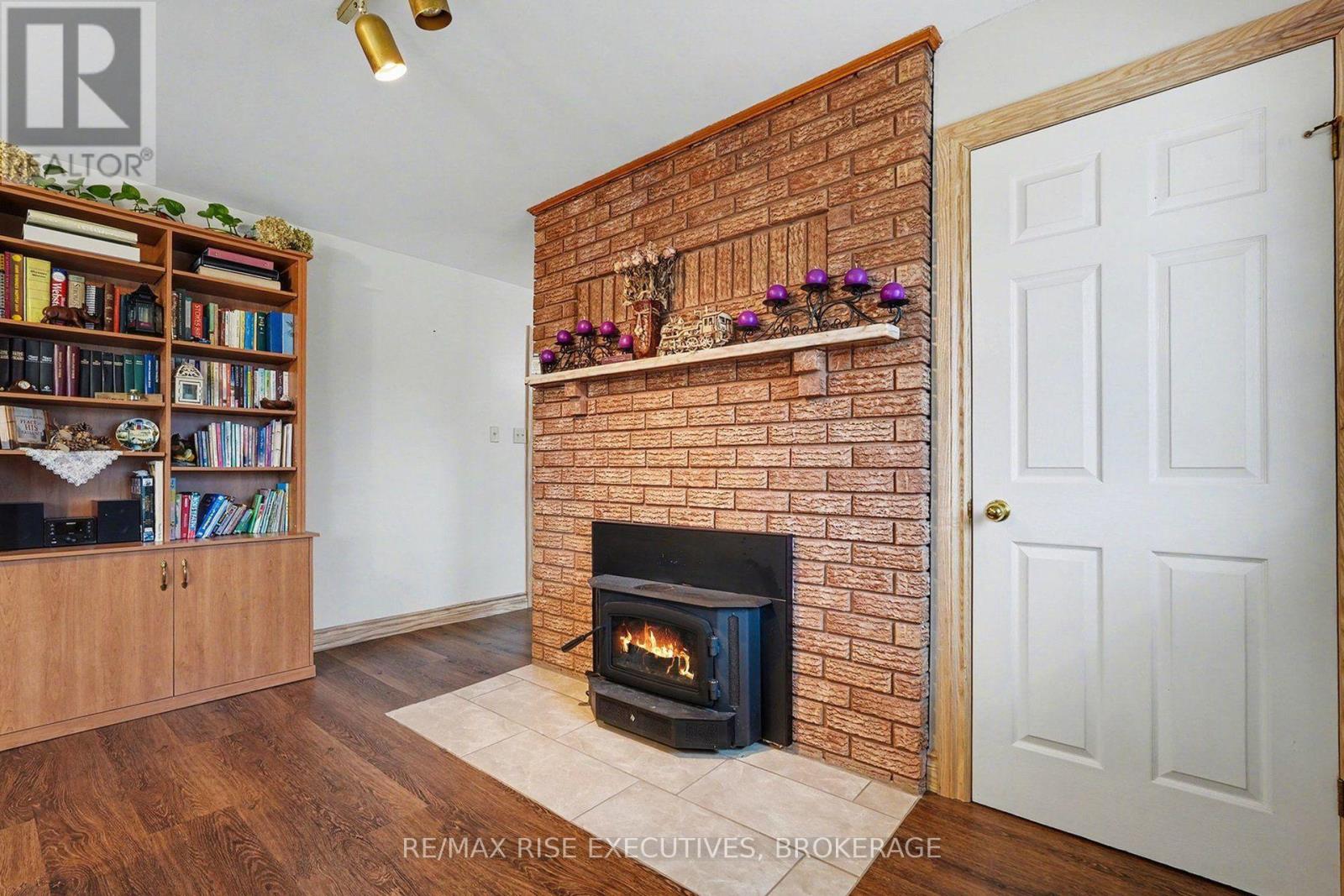 715 Hanna Road, Tay Valley, Ontario  K0H 2B0 - Photo 6 - X13693414