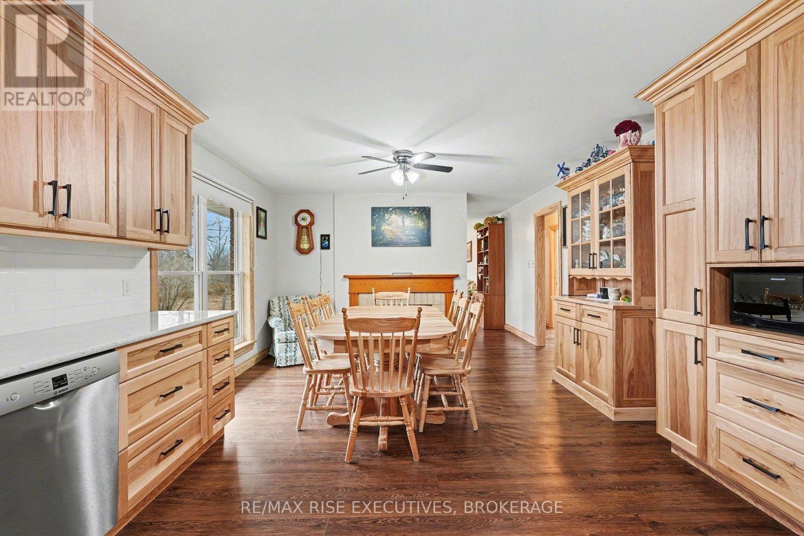 715 Hanna Road, Tay Valley, Ontario  K0H 2B0 - Photo 9 - X13693414