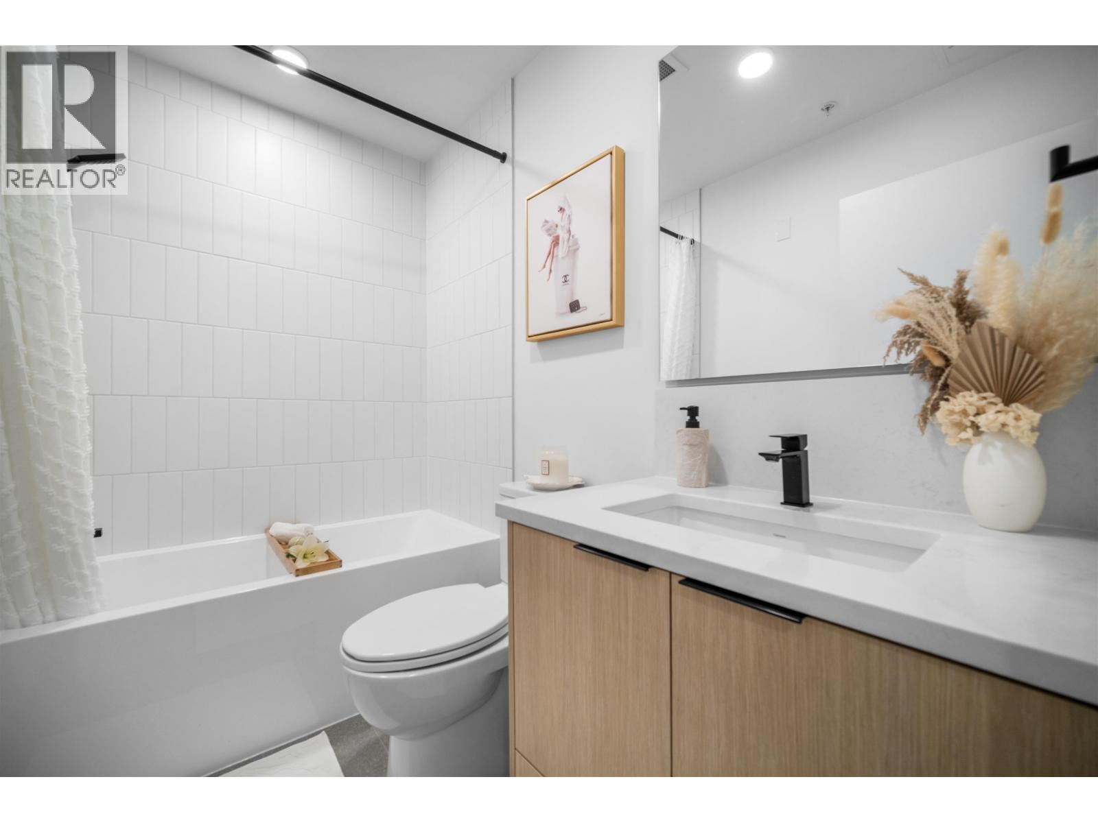 454 422 E 3rd Street, North Vancouver, British Columbia  V7L 0K1 - Photo 14 - R3156562