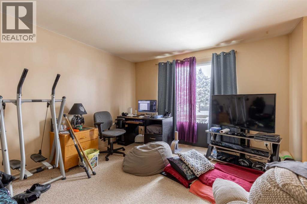 1408 & 1410 15 Avenue N, Lethbridge, Alberta  T1H 1W1 - Photo 17 - A2300176