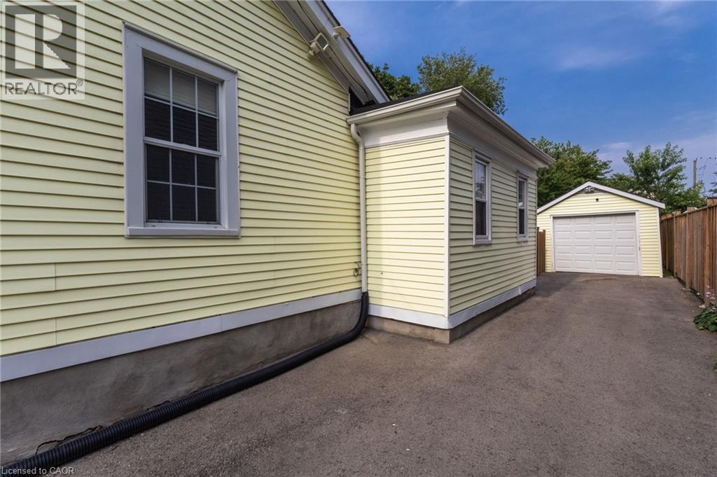 36 Woodland Avenue, St. Catharines, Ontario  L2R 5A2 - Photo 39 - 40850208