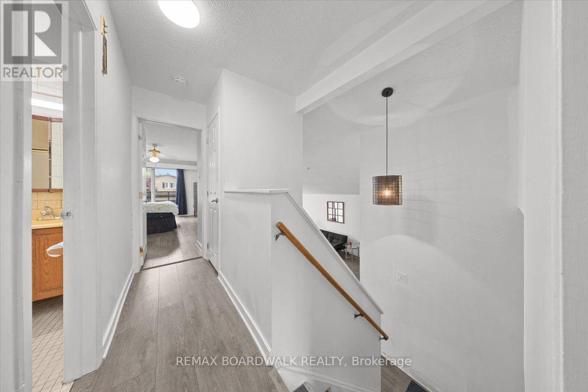 1864 Lenester Avenue W, Ottawa, Ontario  K2A 3W8 - Photo 18 - X13693390