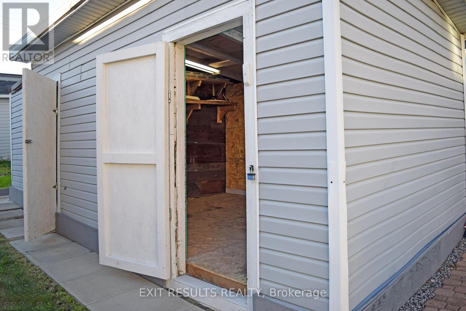 501 St. Louis Street, Clarence-Rockland, Ontario  K4K 1K4 - Photo 36 - X13693394