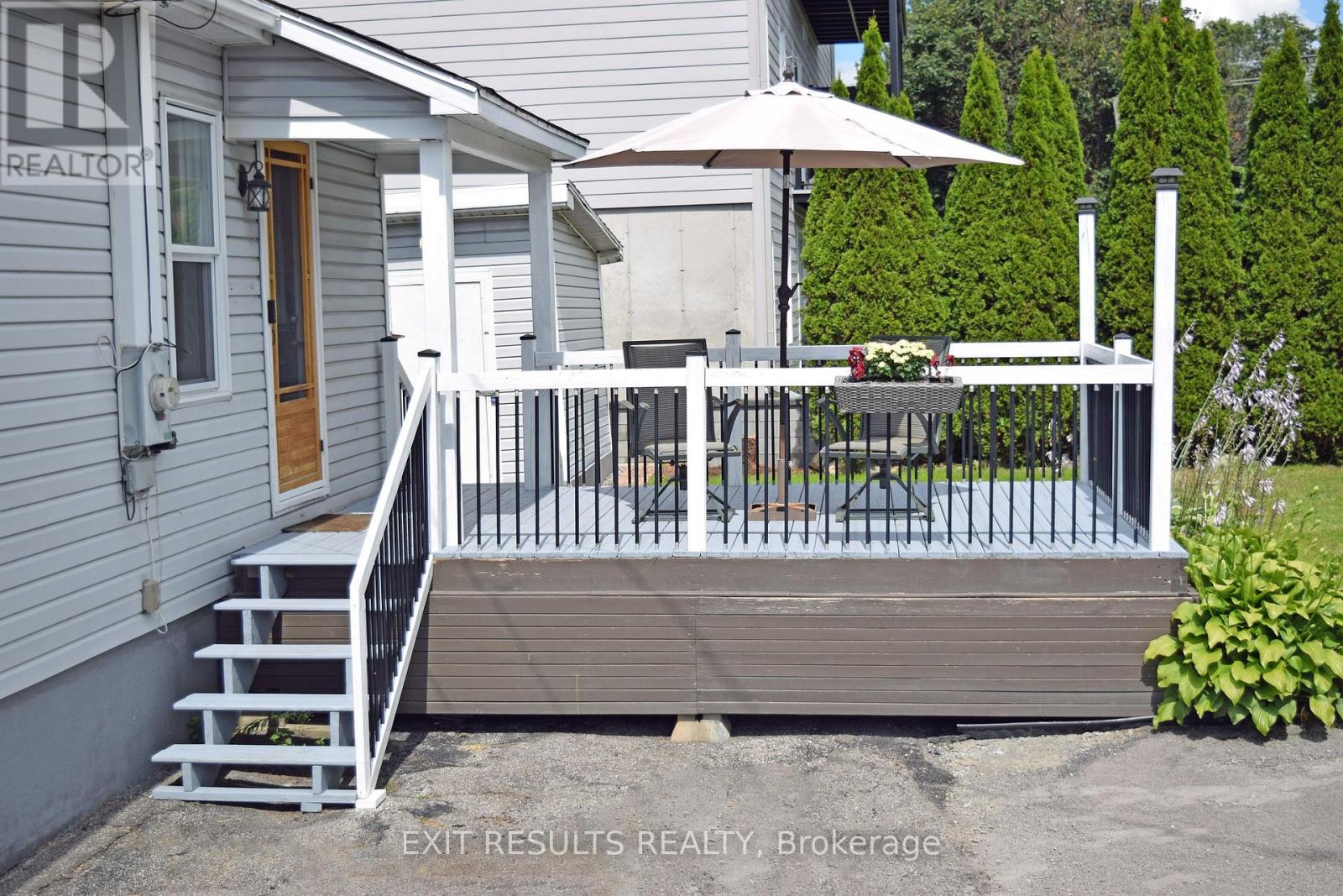 501 St. Louis Street, Clarence-Rockland, Ontario  K4K 1K4 - Photo 4 - X13693394