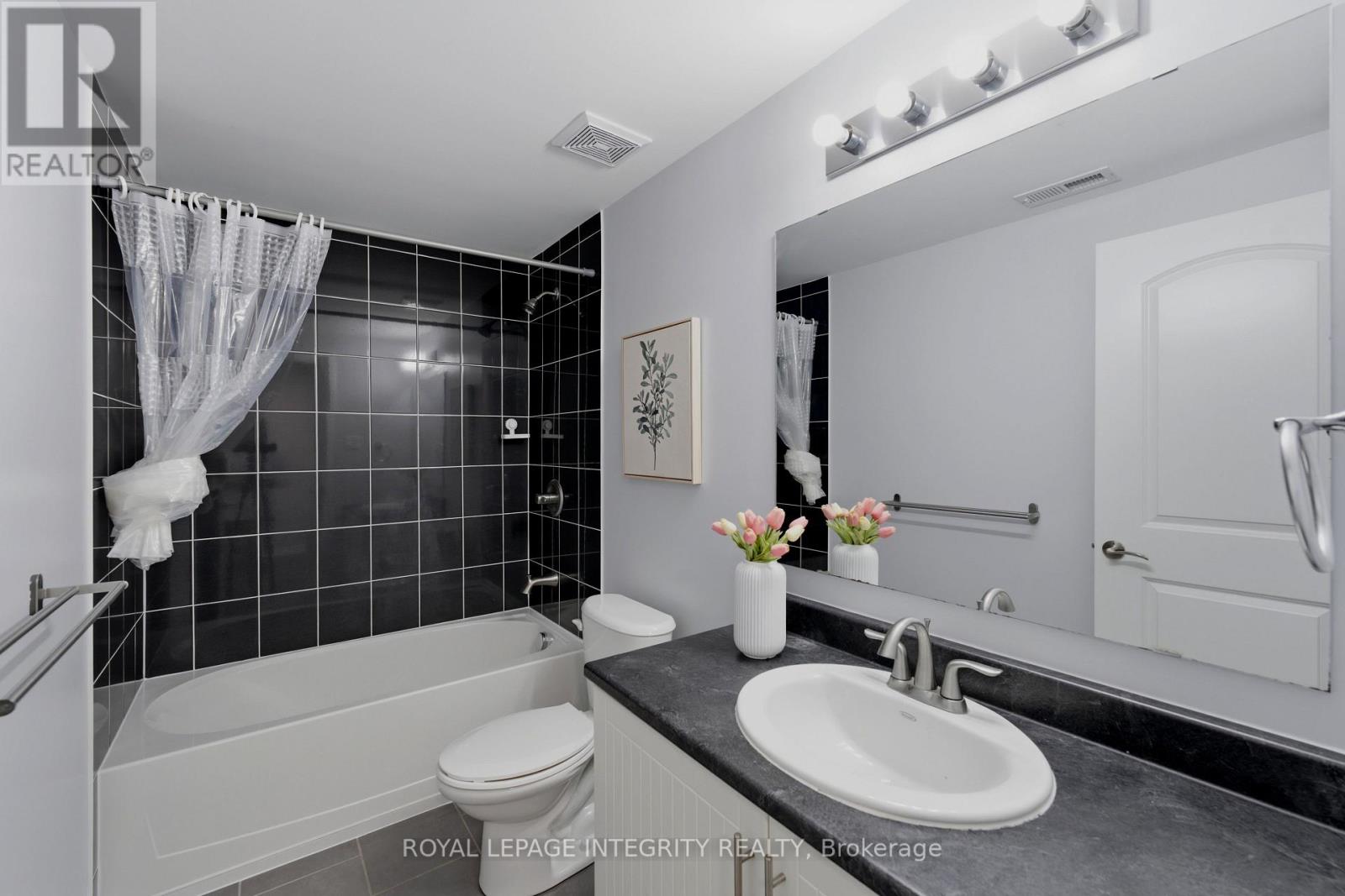 223 Huntsville Drive, Ottawa, Ontario K2T 0C7 - Photo 6 - X13693422