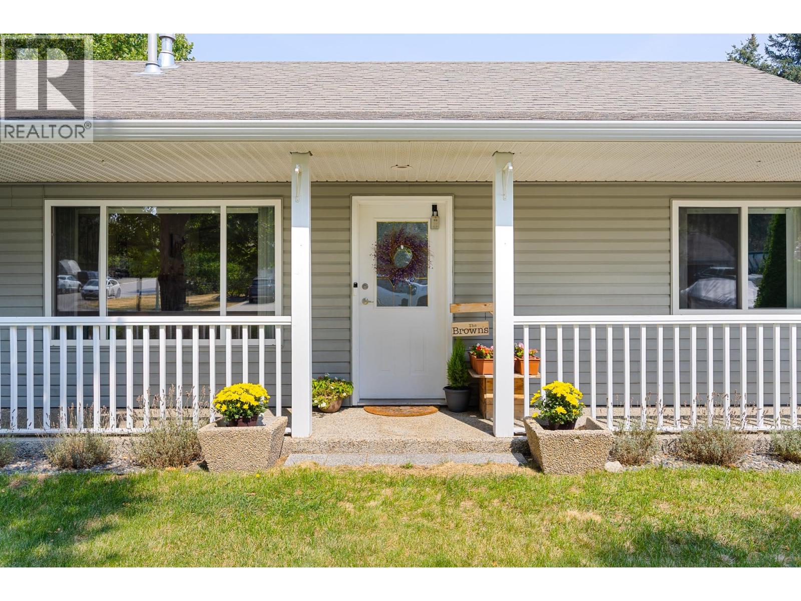 2735 Northview Place, Lake Country, British Columbia  V4V 1R1 - Photo 4 - 10397525