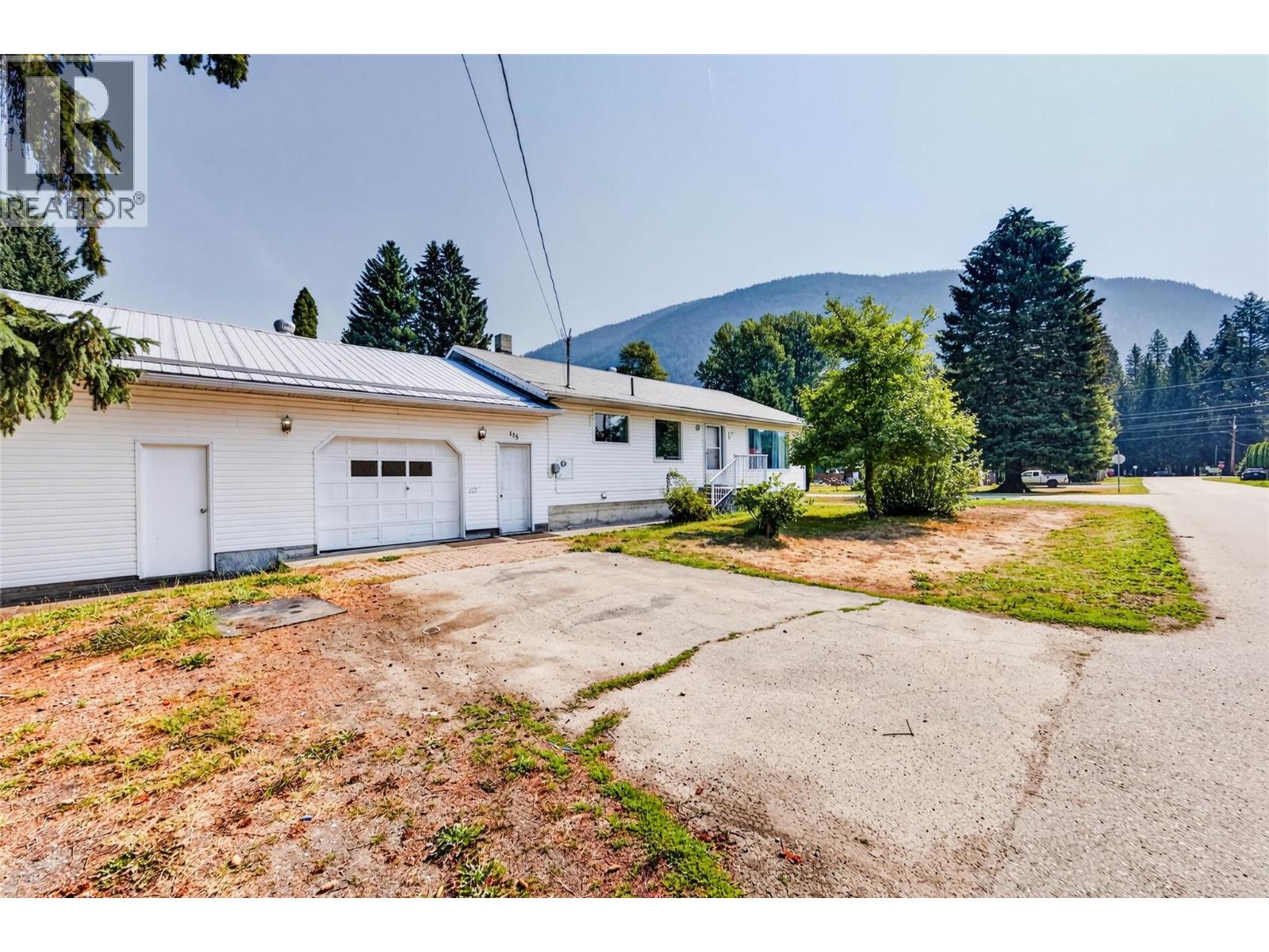 115 Second Street, Salmo, British Columbia  V0G 1Z0 - Photo 56 - 10398188