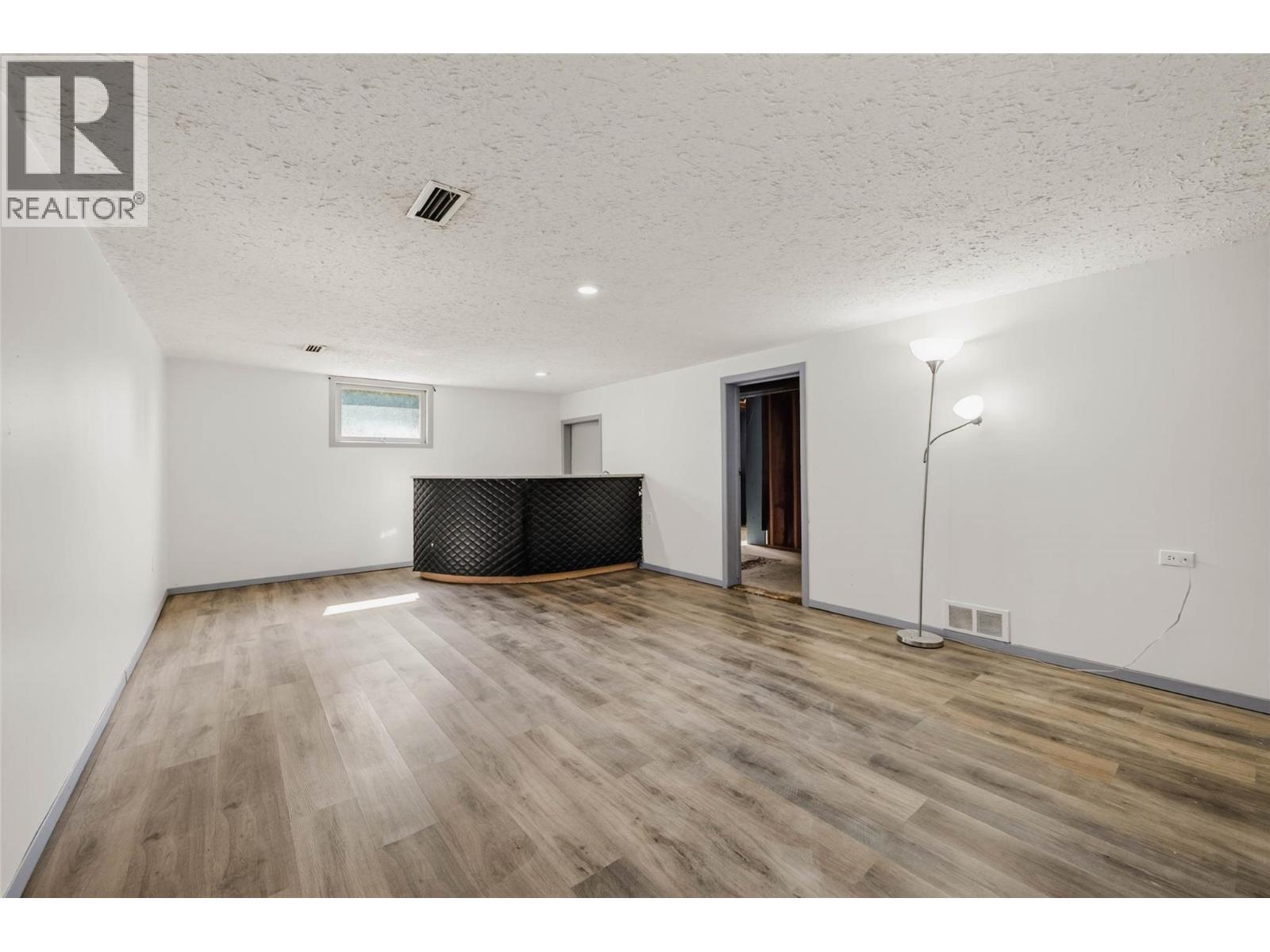 115 Second Street, Salmo, British Columbia  V0G 1Z0 - Photo 32 - 10398188