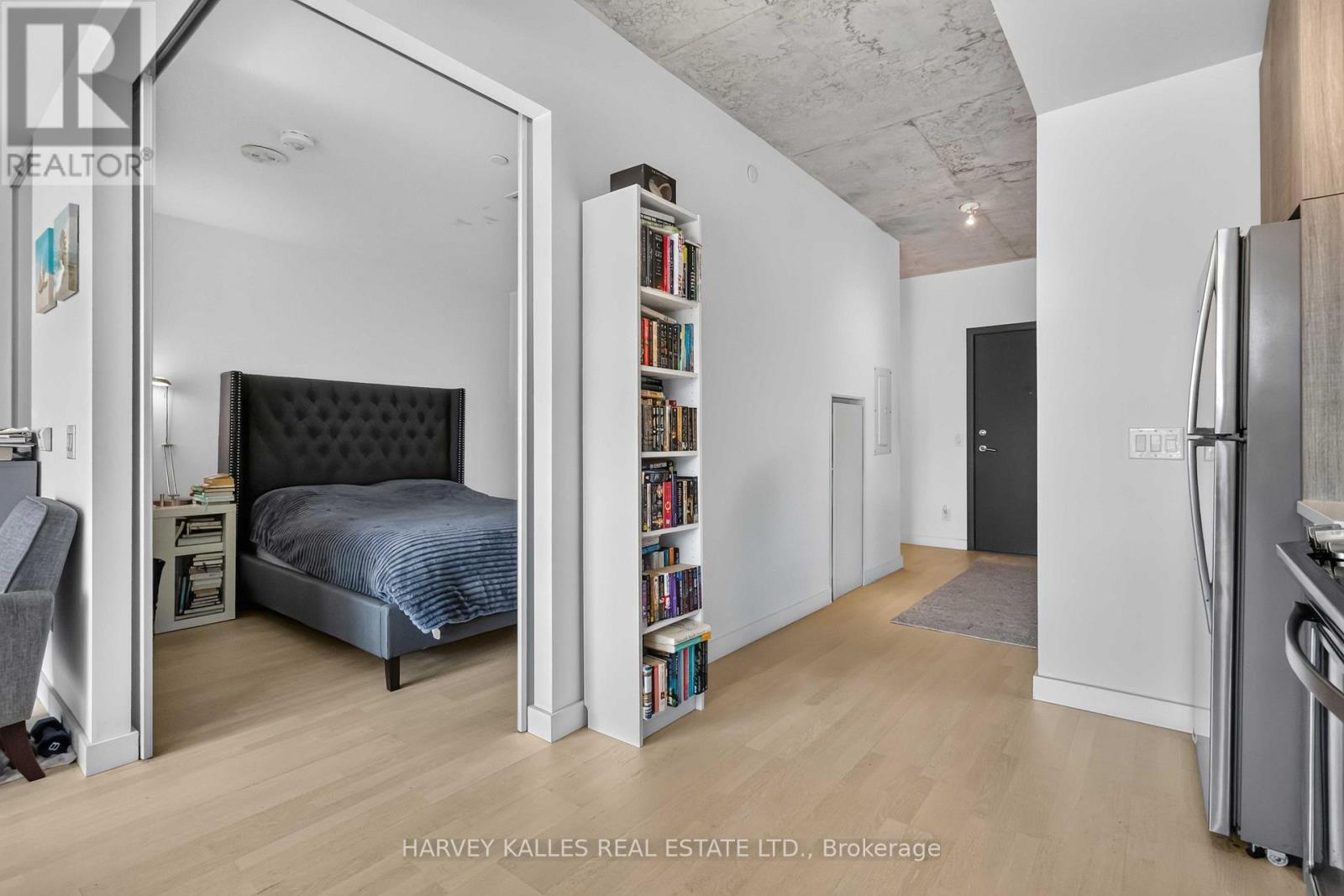 325 - 246 Logan Avenue, Toronto, Ontario  M4M 0E9 - Photo 21 - E13693396