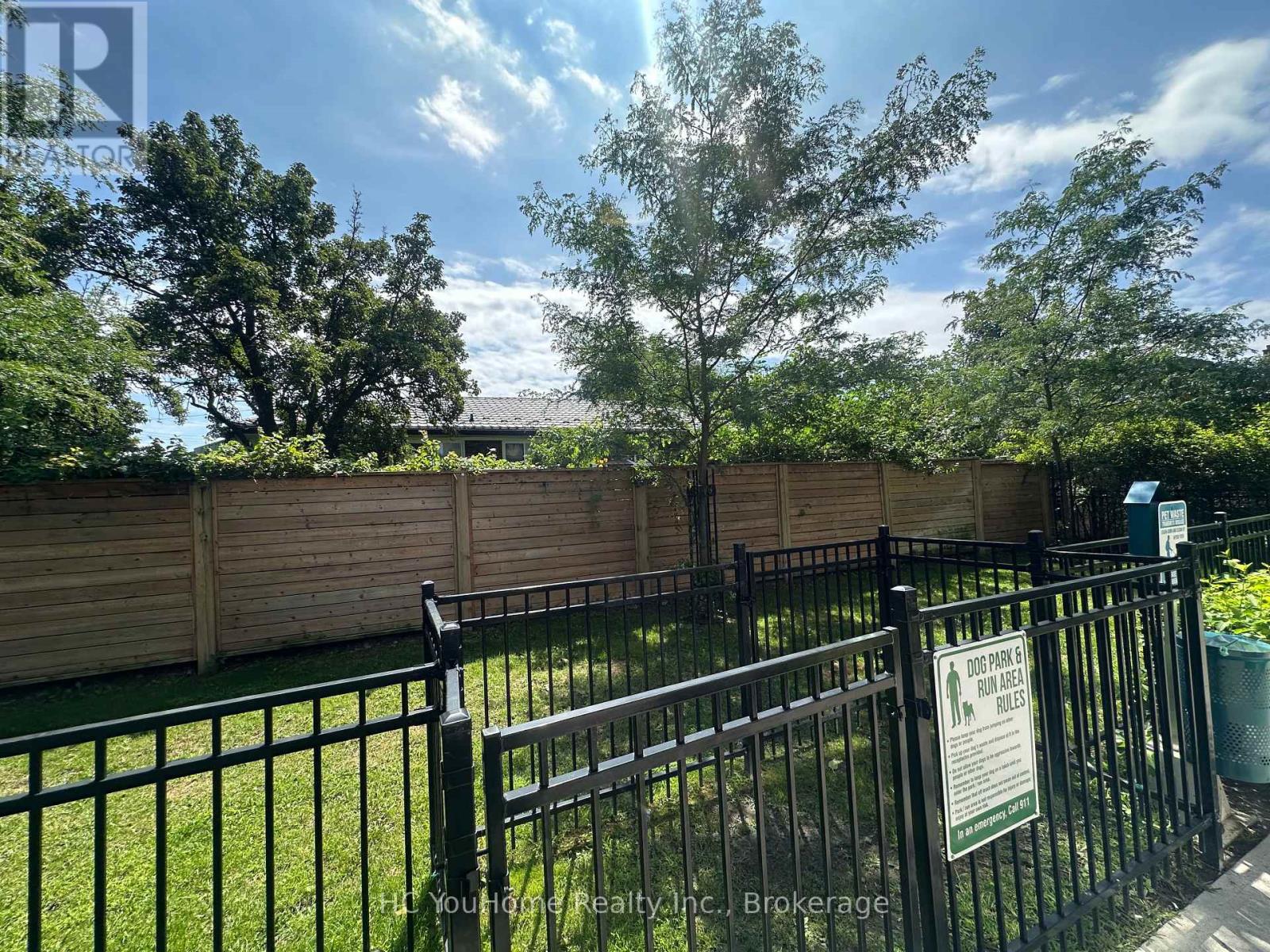 02 - 1265 Birchmount Road, Toronto, Ontario  M1P 0E9 - Photo 19 - E13693420