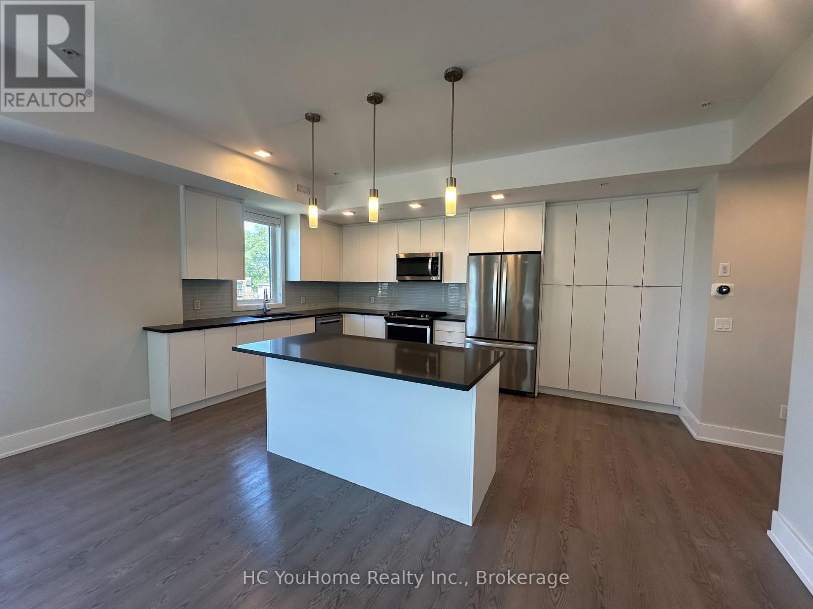 02 - 1265 Birchmount Road, Toronto, Ontario  M1P 0E9 - Photo 3 - E13693420