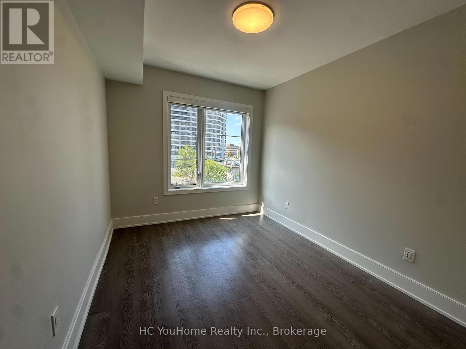 02 - 1265 Birchmount Road, Toronto, Ontario  M1P 0E9 - Photo 6 - E13693420