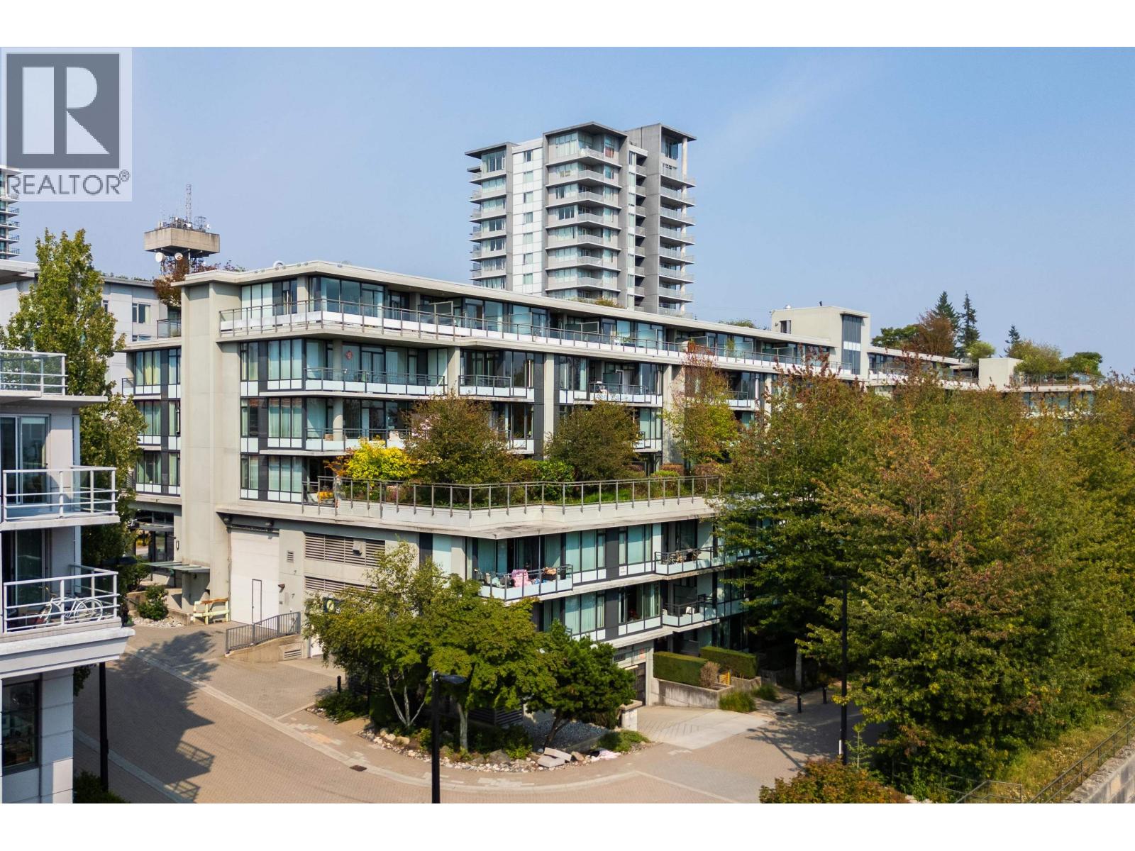 635 9009 CORNERSTONE MEWS, Burnaby, British Columbia