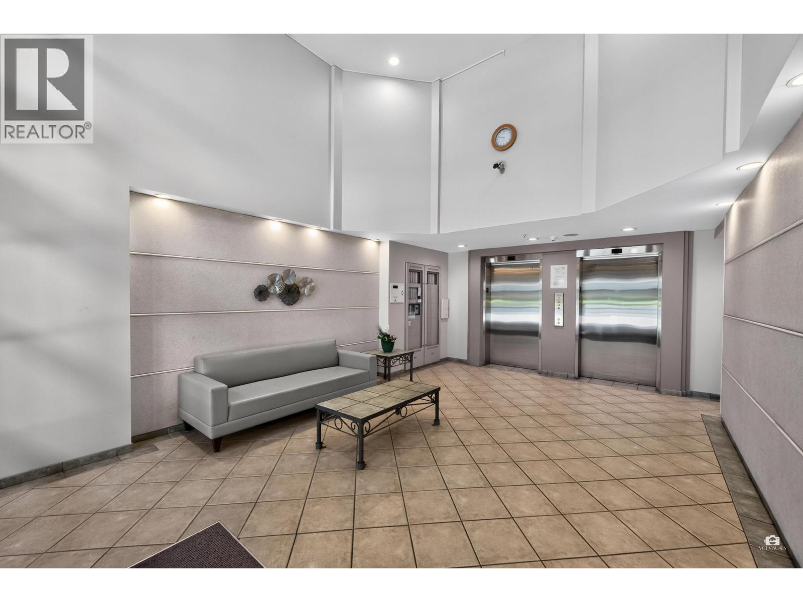 204 555 Austin Avenue, Coquitlam, British Columbia  V3K 6R8 - Photo 3 - R3157283