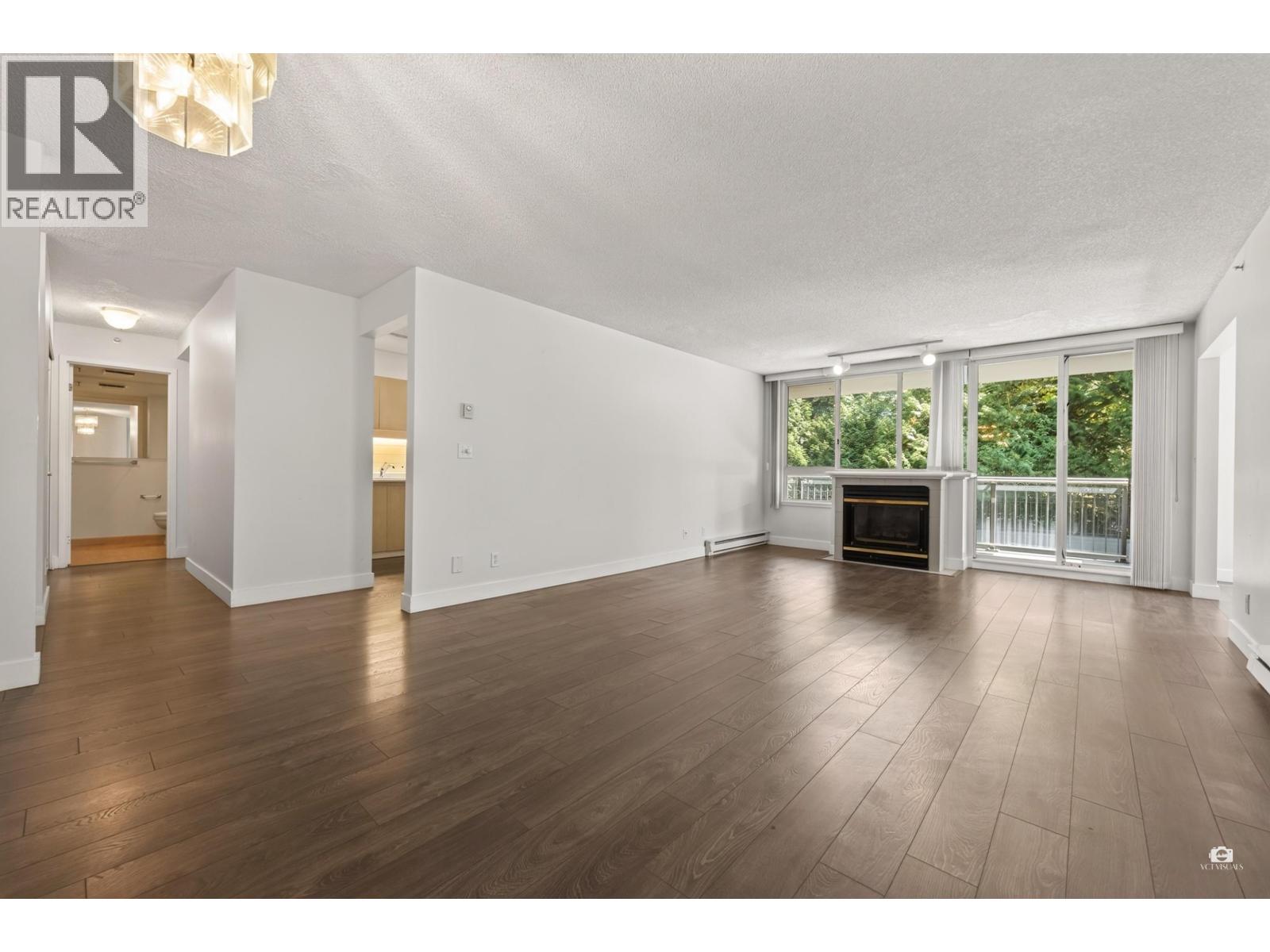204 555 Austin Avenue, Coquitlam, British Columbia  V3K 6R8 - Photo 4 - R3157283