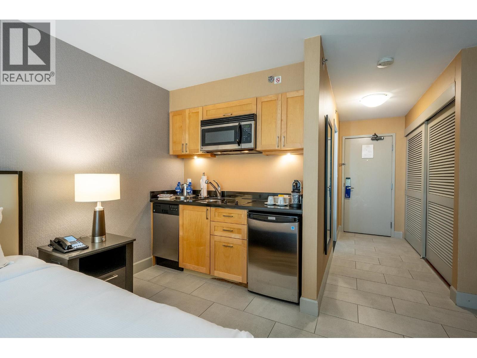 366/368 4050 Whistler Way, Whistler, British Columbia  V8E 1H9 - Photo 7 - R3157298