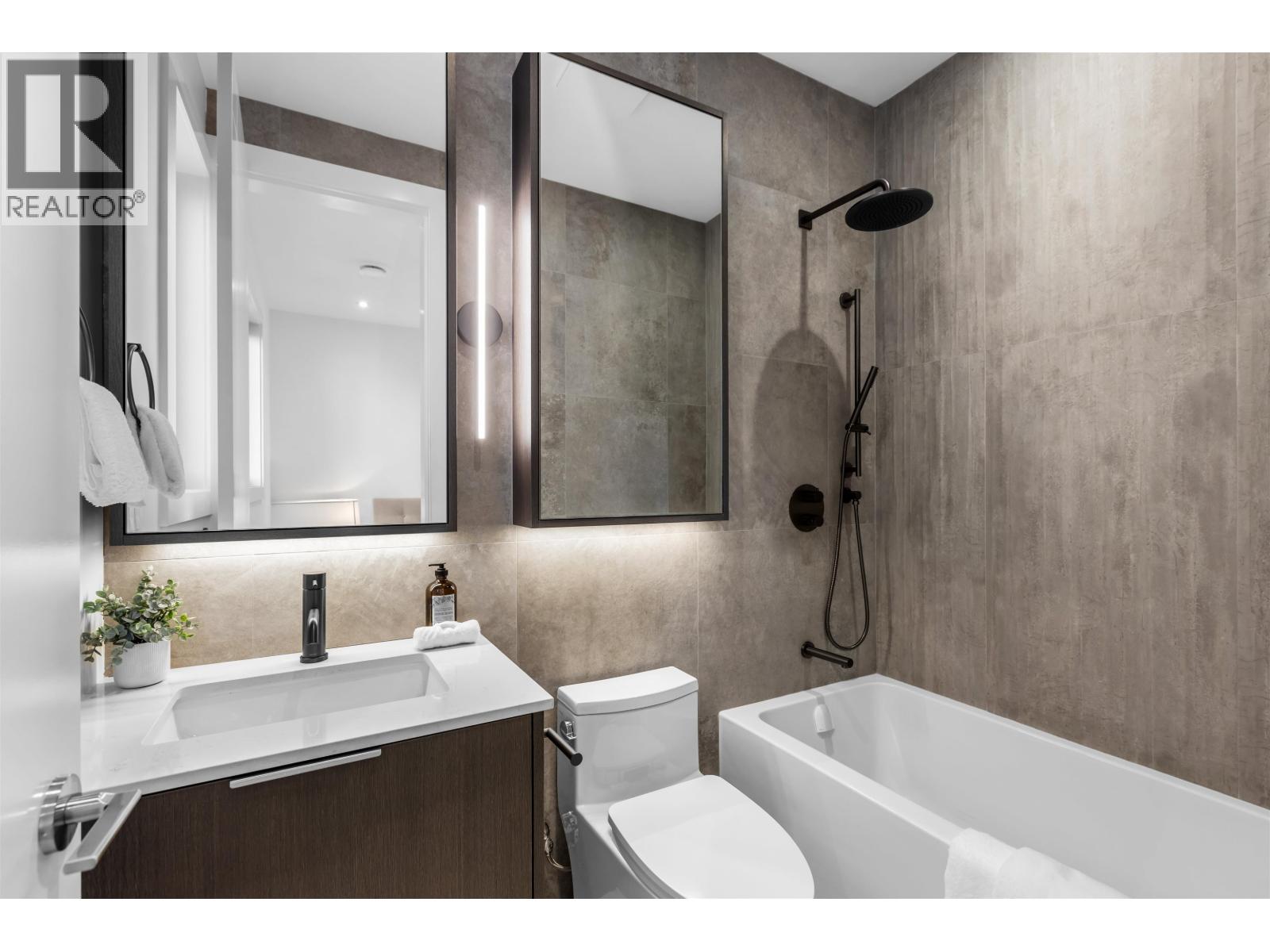 1 6682 Napier Street, Burnaby, British Columbia  V5B 2C3 - Photo 25 - R3157307