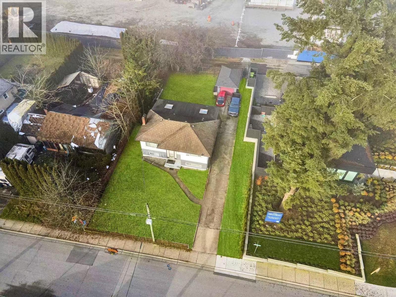 607 Alderson Avenue, Coquitlam, British Columbia  V3K 1T4 - Photo 2 - R3157310