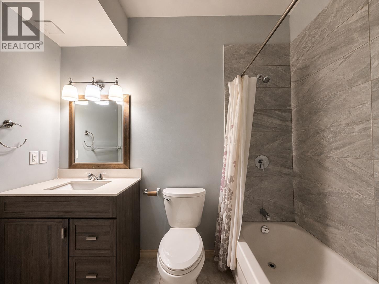 1625 Parkway Blvd, Coquitlam, British Columbia  V3E 3M7 - Photo 9 - R3157321