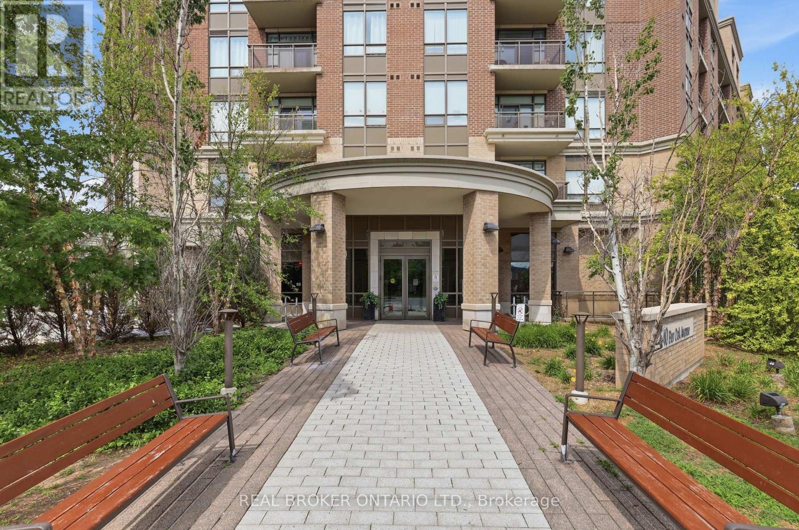 307 - 540 Bur Oak Avenue, Markham (Berczy), Ontario  L6C 0Y2 - Photo 3 - N13693354