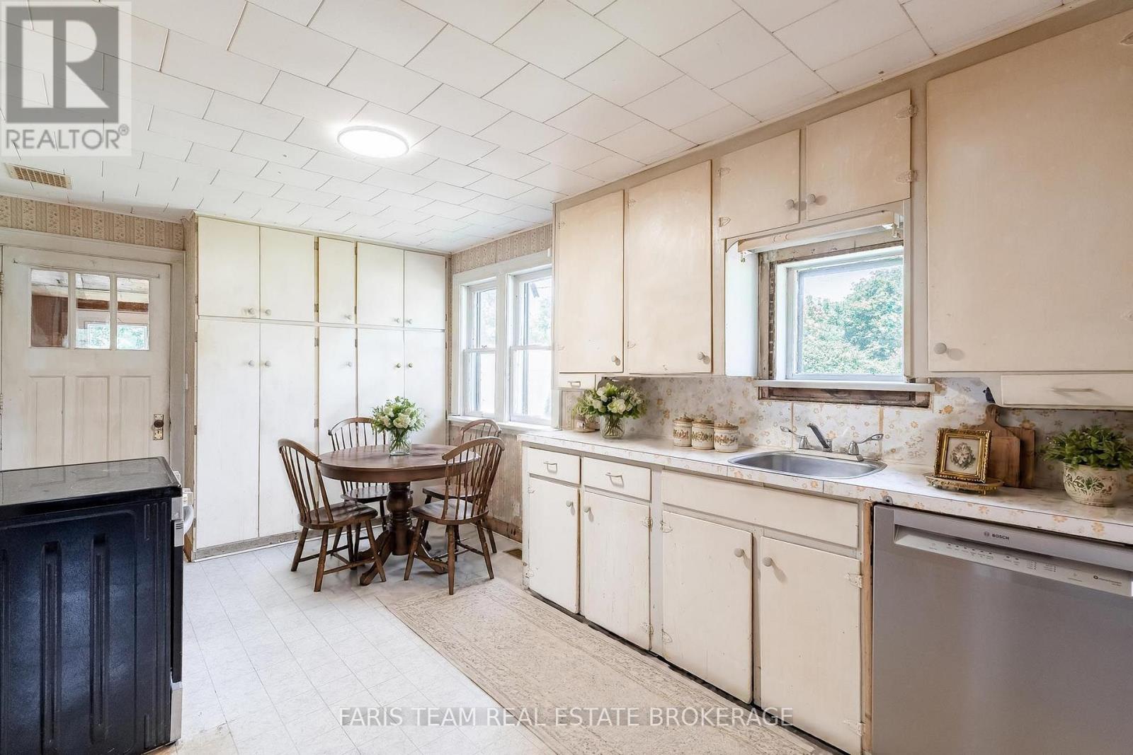 29 Marsh Lane, Tiny, Ontario  L0K 2E1 - Photo 6 - S13693340