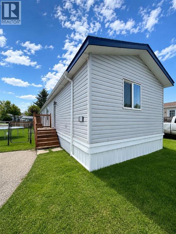 113 Heritage Drive, Okotoks, Alberta