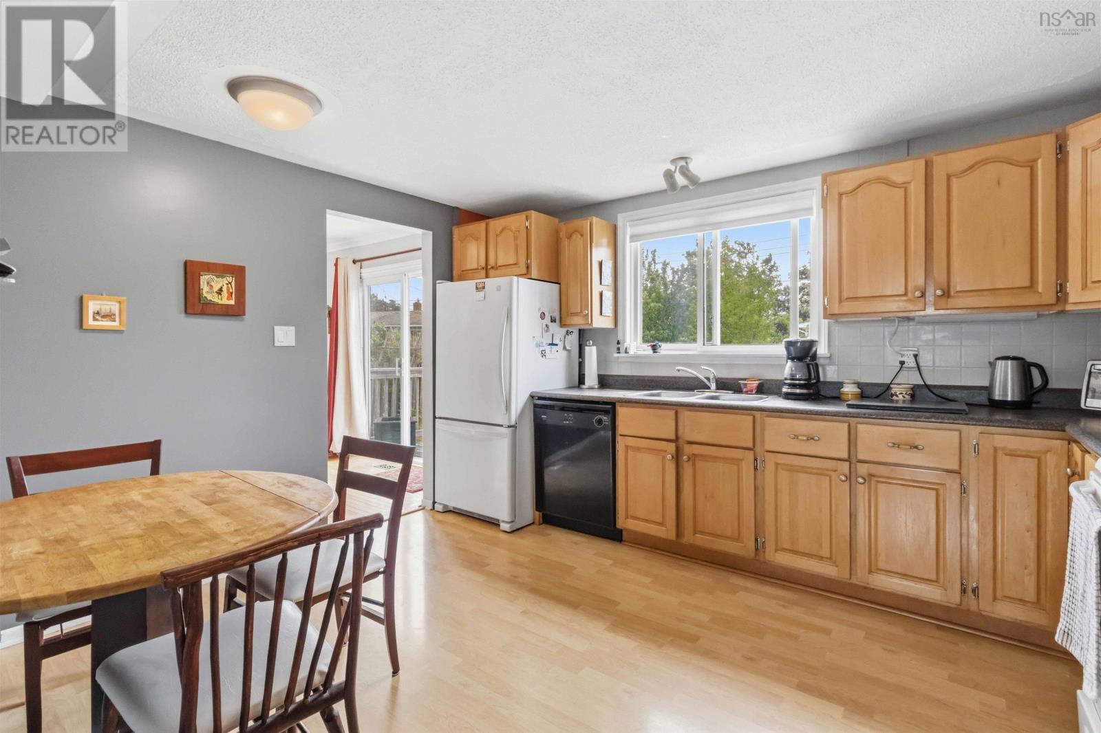 12 Briarlynn Crescent, Cole Harbour, Nova Scotia  B2V 1K6 - Photo 10 - 202617686