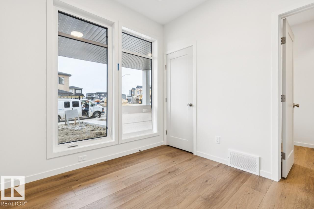 440 31 St SW, Edmonton, Alberta  T6X 3N8 - Photo 7 - E4504535