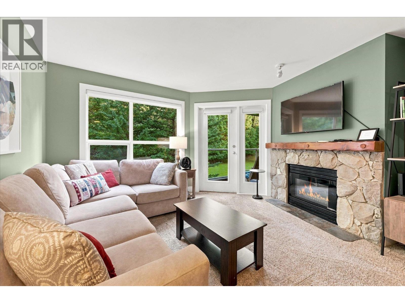 345 4800 Spearhead Drive, Whistler, British Columbia  V8E 1G1 - Photo 2 - R3156745