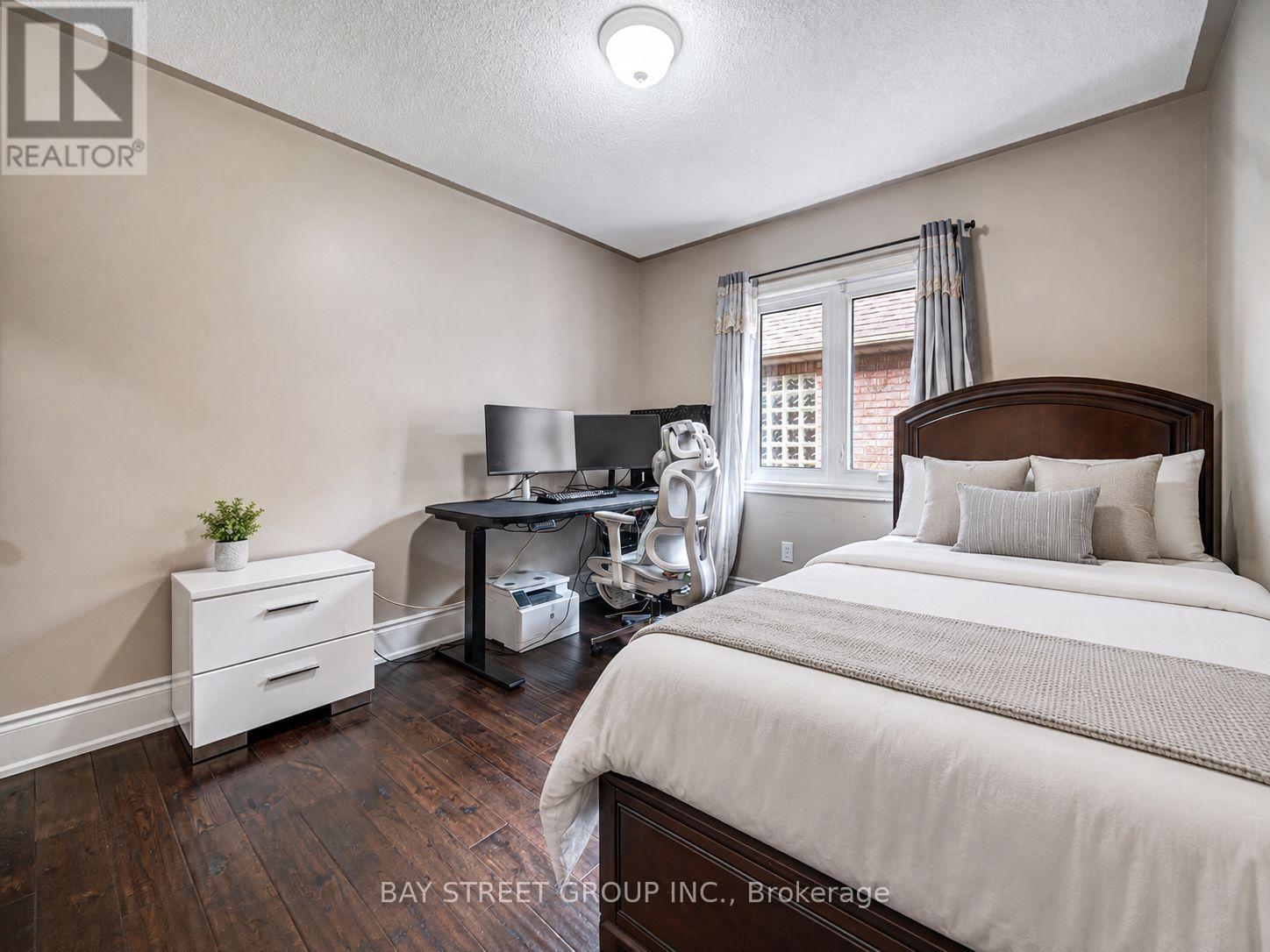 14 Rocksprings Avenue, Richmond Hill, Ontario  L4S 1R1 - Photo 29 - N13674188