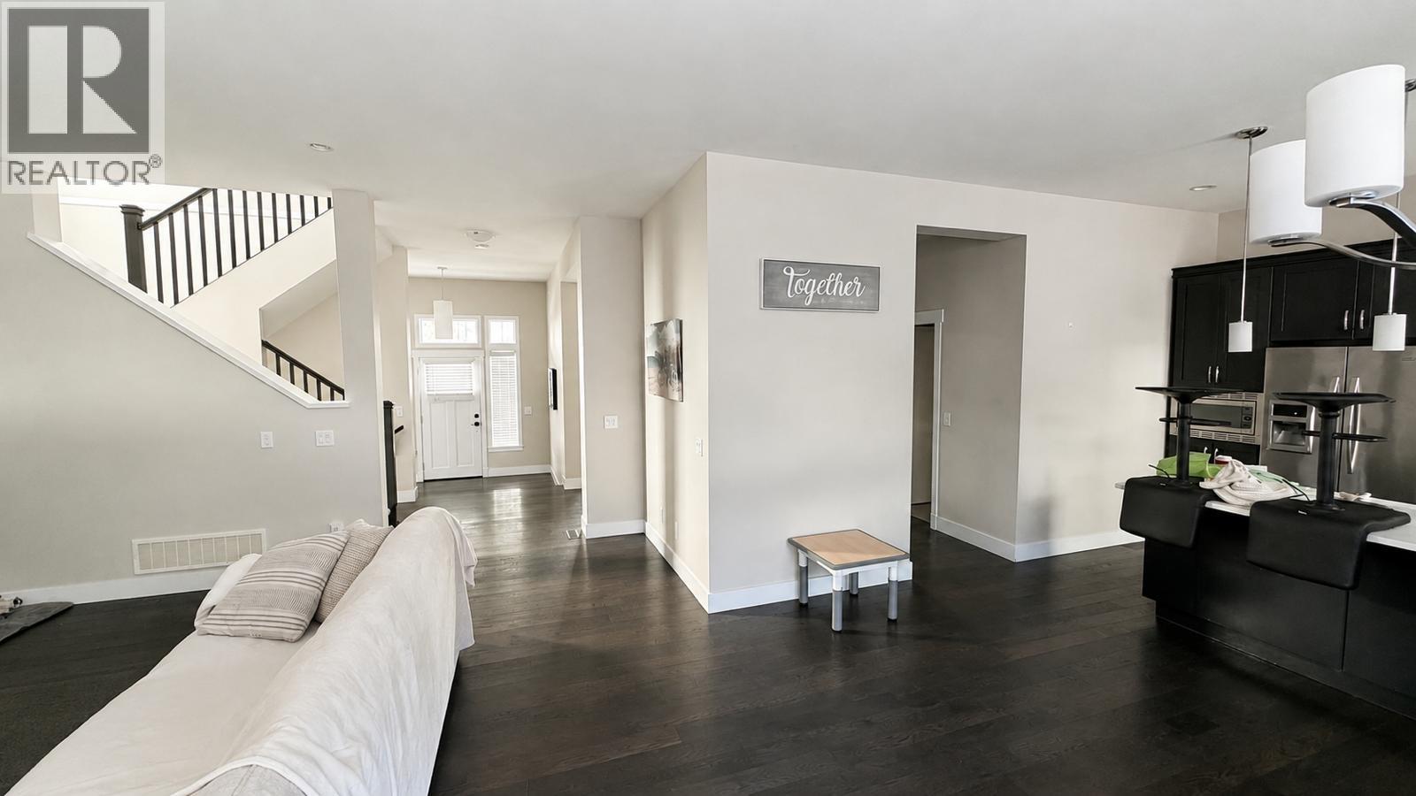 3517 Princeton Avenue, Coquitlam, British Columbia V3E 0K3 - Photo 5 - R3154446