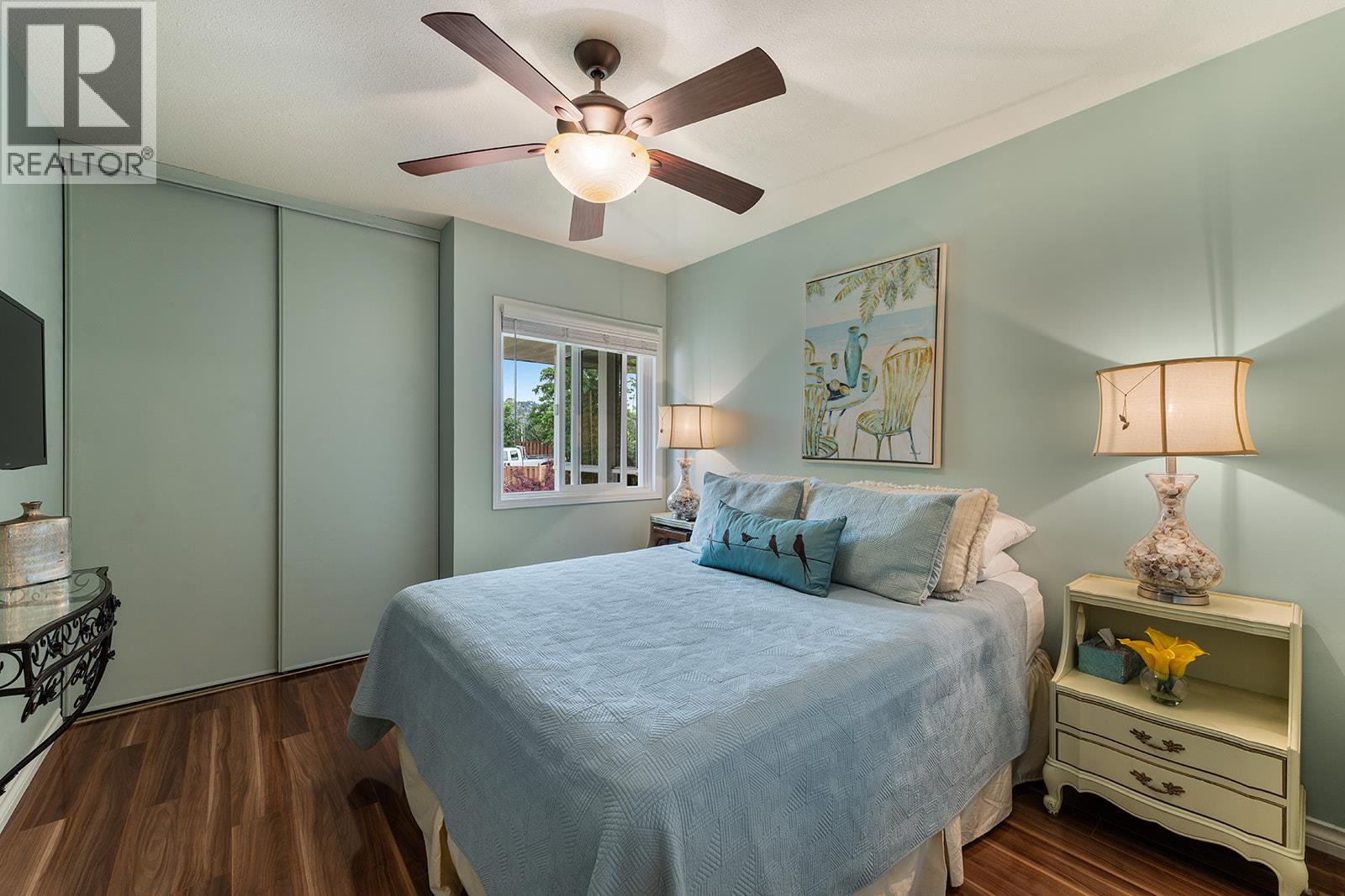 1534 LAWRENCE Avenue Unit# 304, Kelowna, BC V1Y 6M8