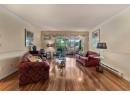 1534 LAWRENCE Avenue Unit# 304, Kelowna, BC V1Y 6M8
