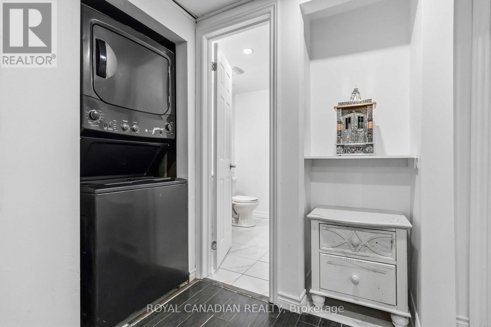 9 Horatio Court, Brampton, Ontario  L6S 1X8 - Photo 24 - W13693066