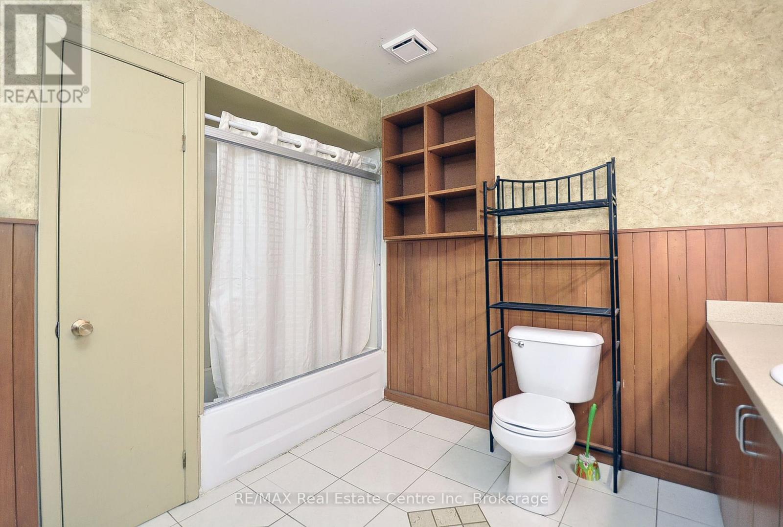 285 Albert Street W, Waterloo, Ontario  N2L 3T9 - Photo 16 - X13610856