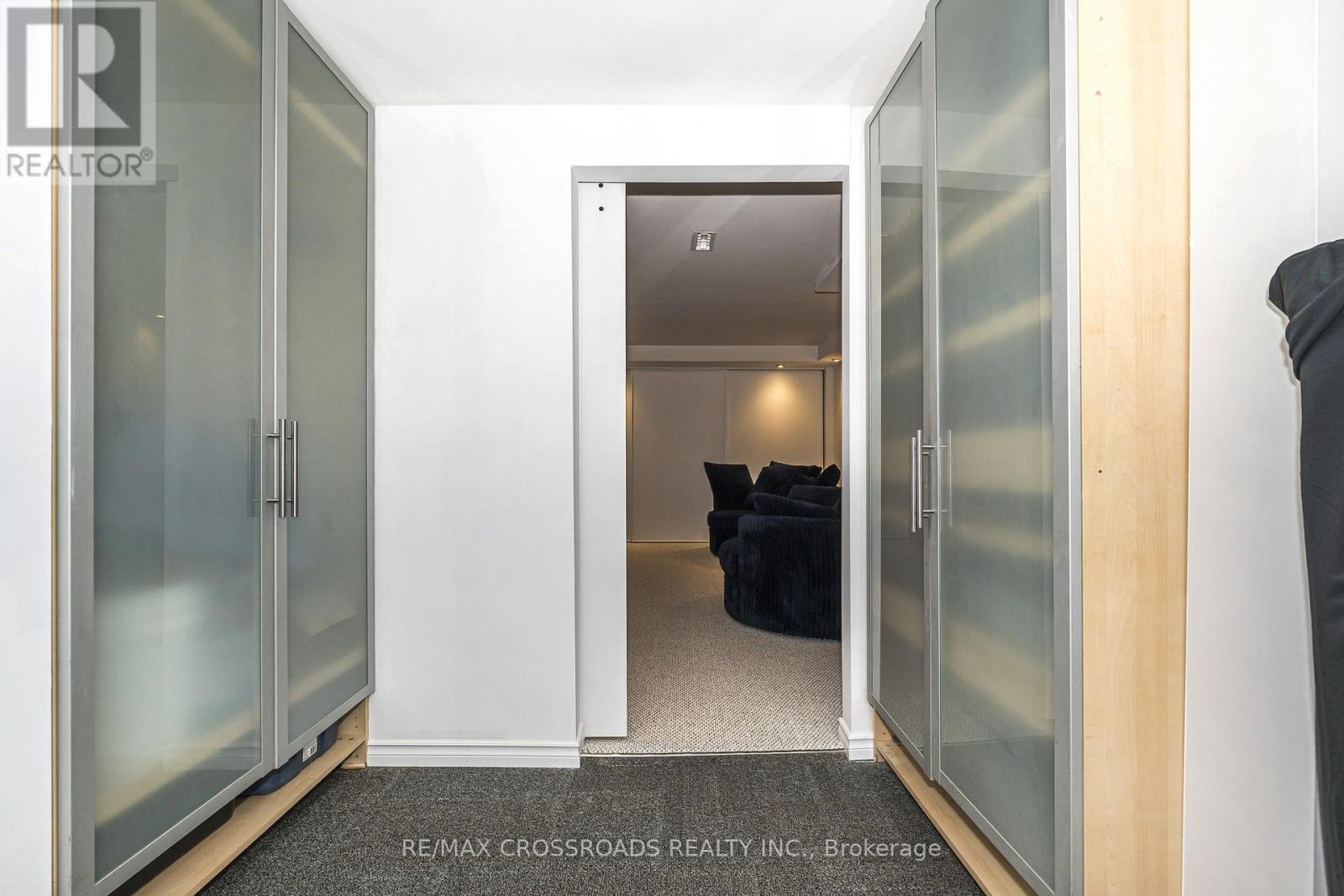 655 Dodsworth Crescent, Mississauga, Ontario  L4Y 2H6 - Photo 24 - W13685934
