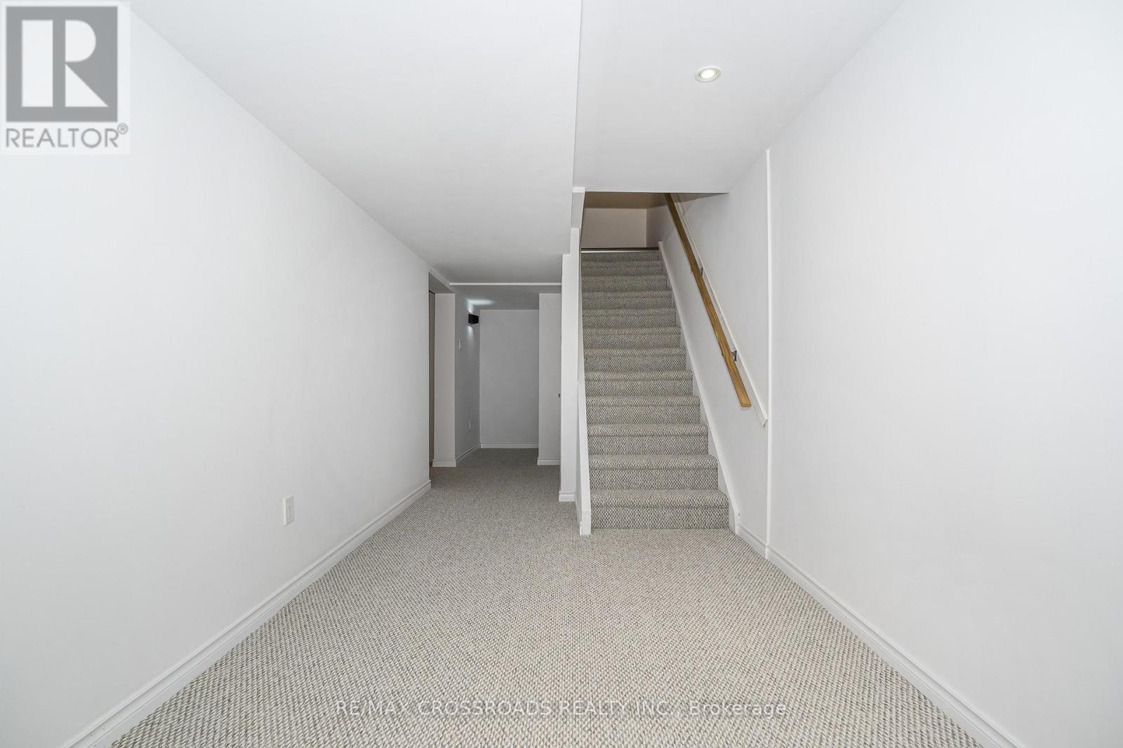 655 Dodsworth Crescent, Mississauga, Ontario  L4Y 2H6 - Photo 23 - W13685934