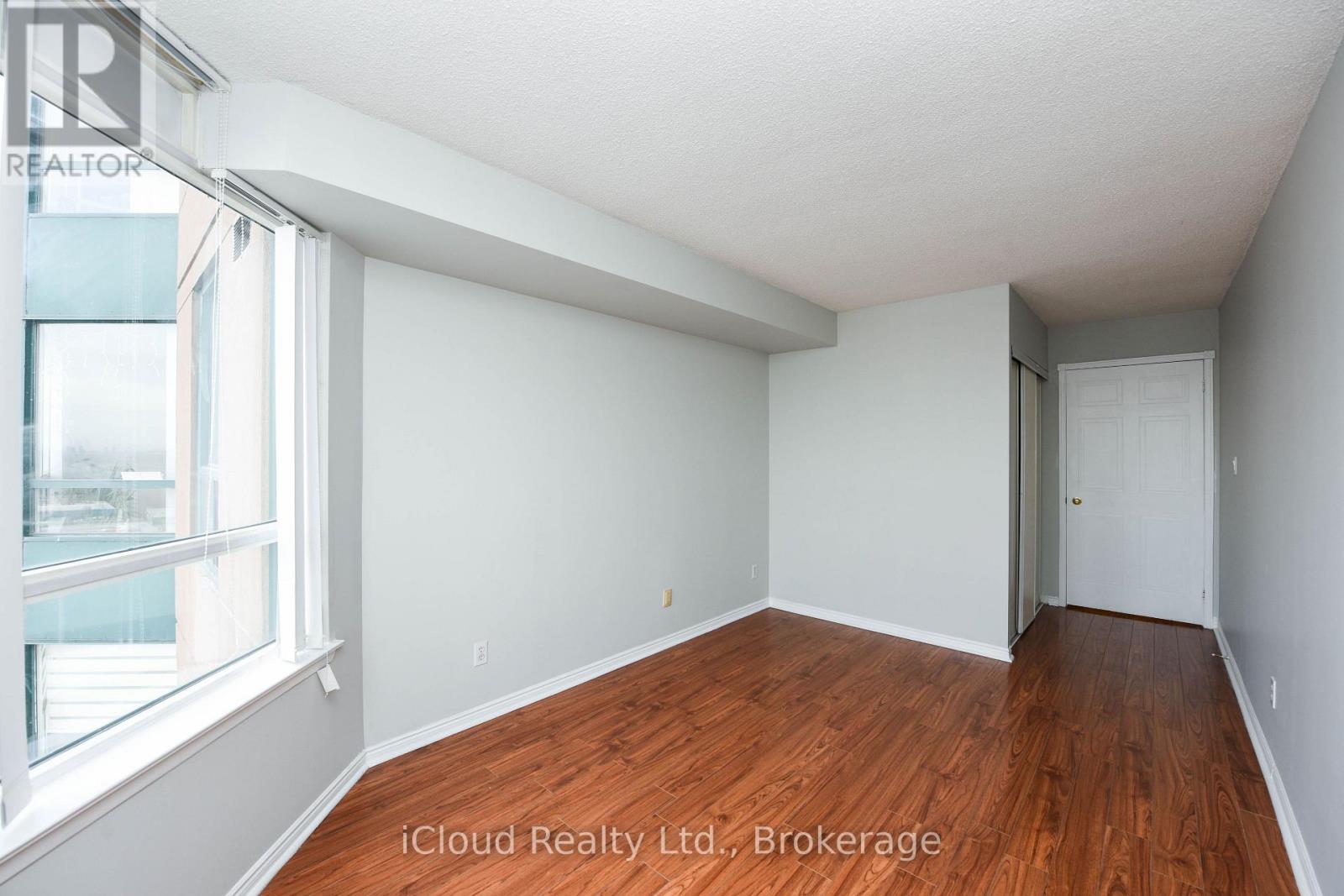 1512 - 135 Hillcrest Avenue, Mississauga, Ontario  L5B 4B1 - Photo 18 - W13693382