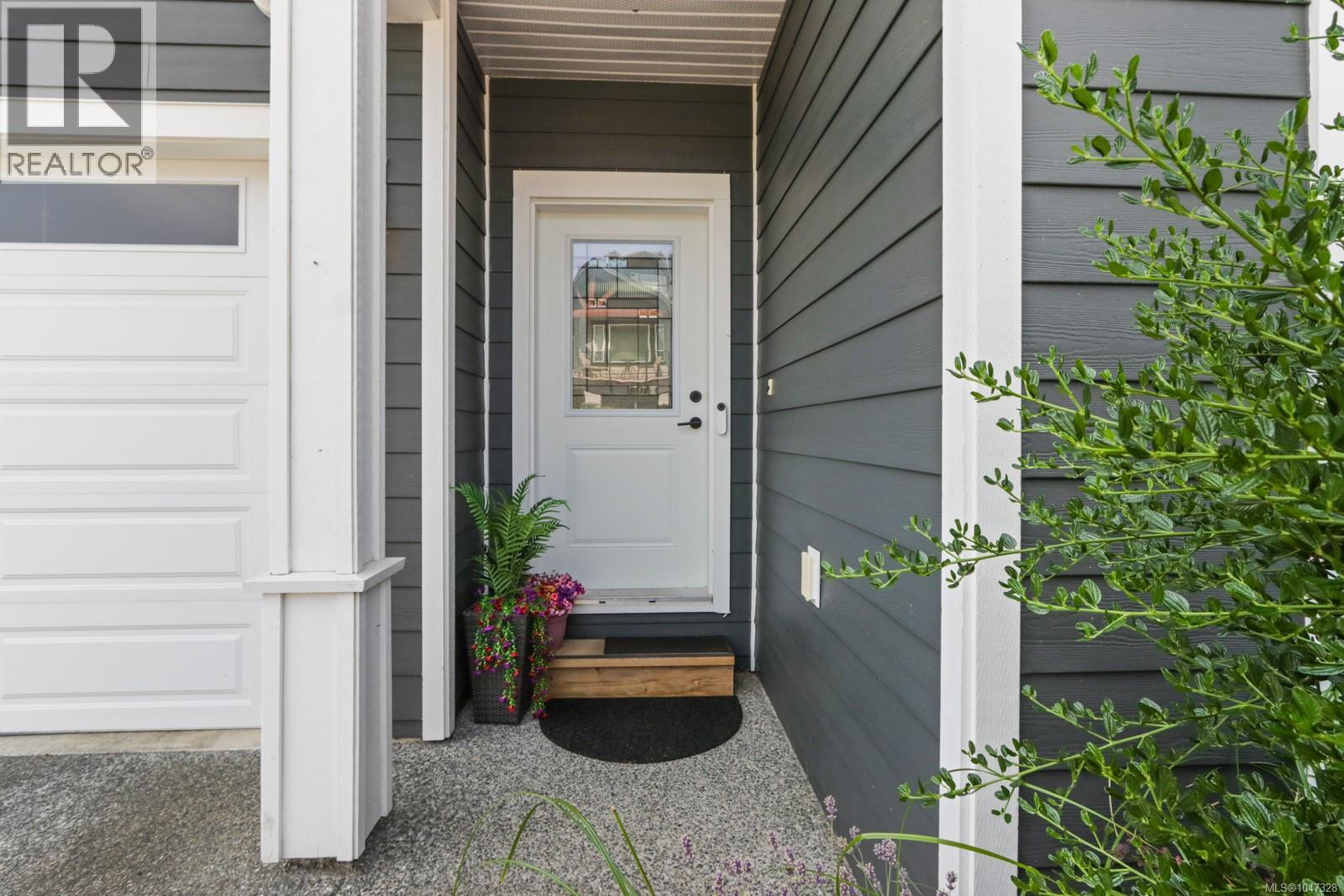 234 Golden Oaks Cres, Nanaimo, British Columbia  V9T 0K8 - Photo 3 - 1047328