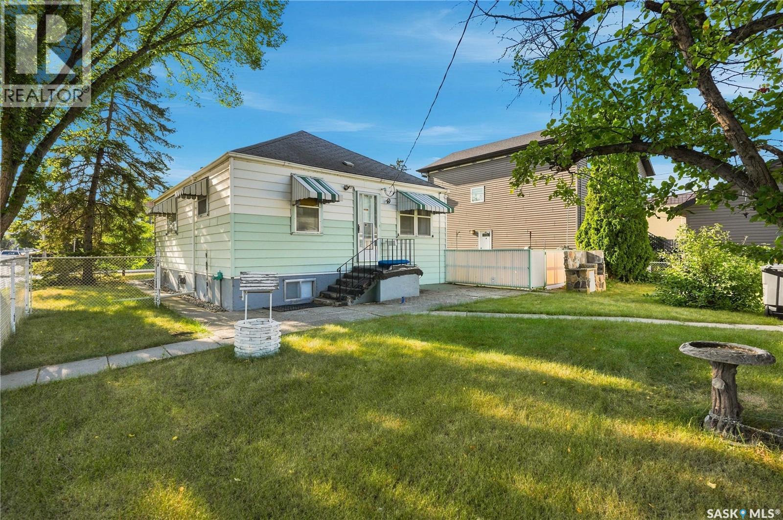 1506 Edward Avenue, Saskatoon, Saskatchewan  S7K 3B1 - Photo 24 - SK046066