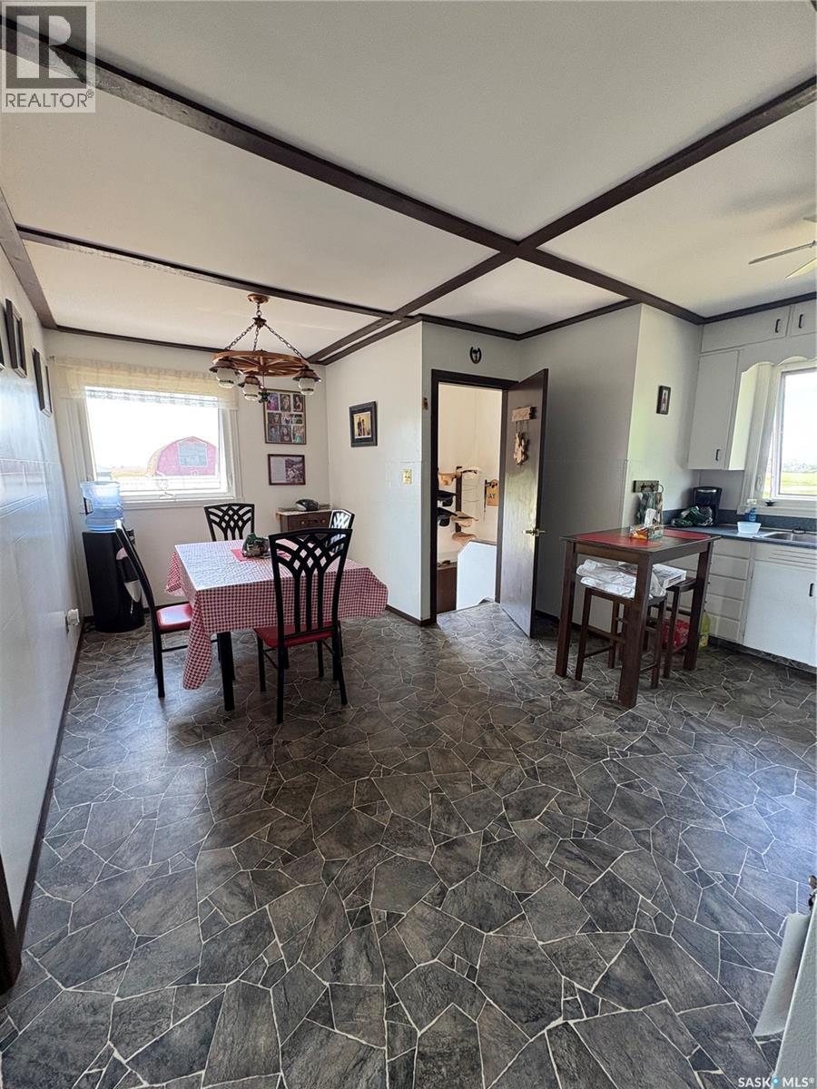 Duff Acreage, Mcleod Rm No. 185, Saskatchewan  S0A 0S0 - Photo 8 - SK046059