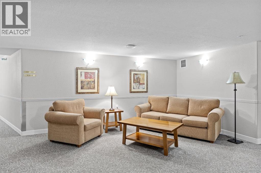 325, 5000 Somervale Court SW, Calgary, Alberta T2Y 4M1 - Photo 15 - A2319845
