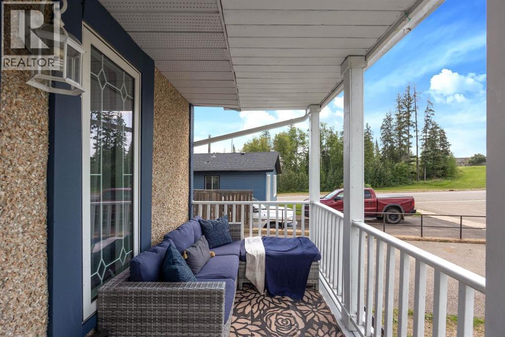 104 Rookery Bay, Fort Mcmurray, Alberta  T9K 1E8 - Photo 4 - A2338003