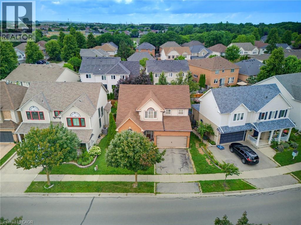 5141 Blue Spruce Avenue, Burlington, Ontario  L7L 6G7 - Photo 2 - 40850293