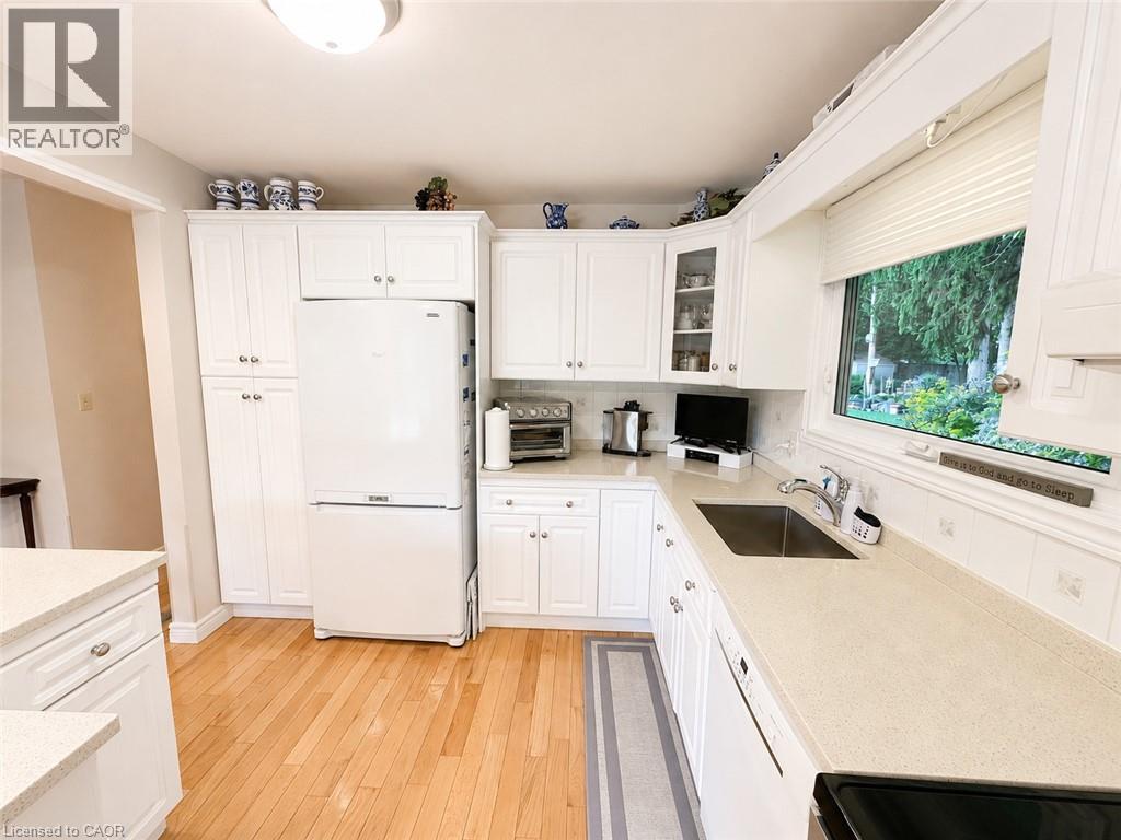 36 Oakhill Drive, Brantford, Ontario  N3T 1R1 - Photo 11 - 40856366