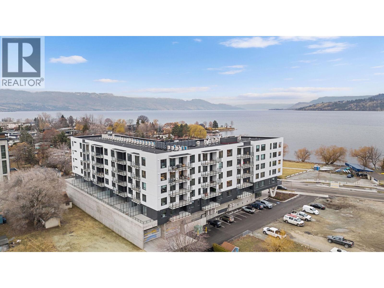 3051 Abbott Street Unit# 401, Kelowna, British Columbia