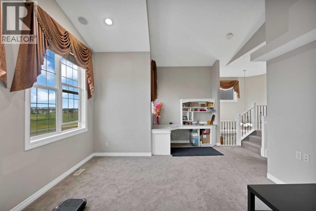 77 Saddleland Drive Ne, Calgary, Alberta  T3J 5J3 - Photo 17 - A2338692